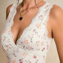 guangzhougaolangshangmao  Vestido Maxi de Moda para Vacaciones con Patchwork de Encaje, Cuello en V, Estampado Floral, Sin Mangas, Vestido Amarillo Pálido, Vestido con Ribete de Encaje, Vestido con Escote en V, Vestido con Estampado Floral, Vestidos de Verano para Mujeres, Vestidos Vintage Elegantes para Mujeres, Vestidos para Mujeres, Vestidos Florales para Mujeres, Último Vestido para Mujeres, Vestidos para Mujeres Fiesta en el Jardín - Multicolor - Ver 6
