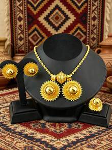 Middle Eastern Jewelry Set - Traditional Sun Pendant Necklace, Earrings, And Ring Combination - Yellow Gold - View 7