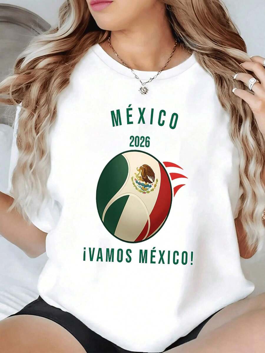 Símbolo del orgullo mexicano con un águila poderosa que sostiene una serpiente sobre un nopal reflejando fuerza unidad y pasión nacional camiseta de mujer con estampado patriótico México 202 - Negro - Ver 1