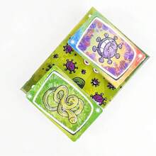 病毒主題策略桌遊 - 高互動趣味卡牌遊戲，適合2-6人遊玩，完美適用於派對之夜、家庭聚會和聖誕禮物 | 快速30分鐘遊戲時間，成人休閒聚會卡牌遊戲，策略性家庭與成人派對遊戲，趣味且具競爭性，適合家庭派對、節日禮物、遊戲禮物的歡樂互動桌上遊戲！ - 彩色 - 查看 9