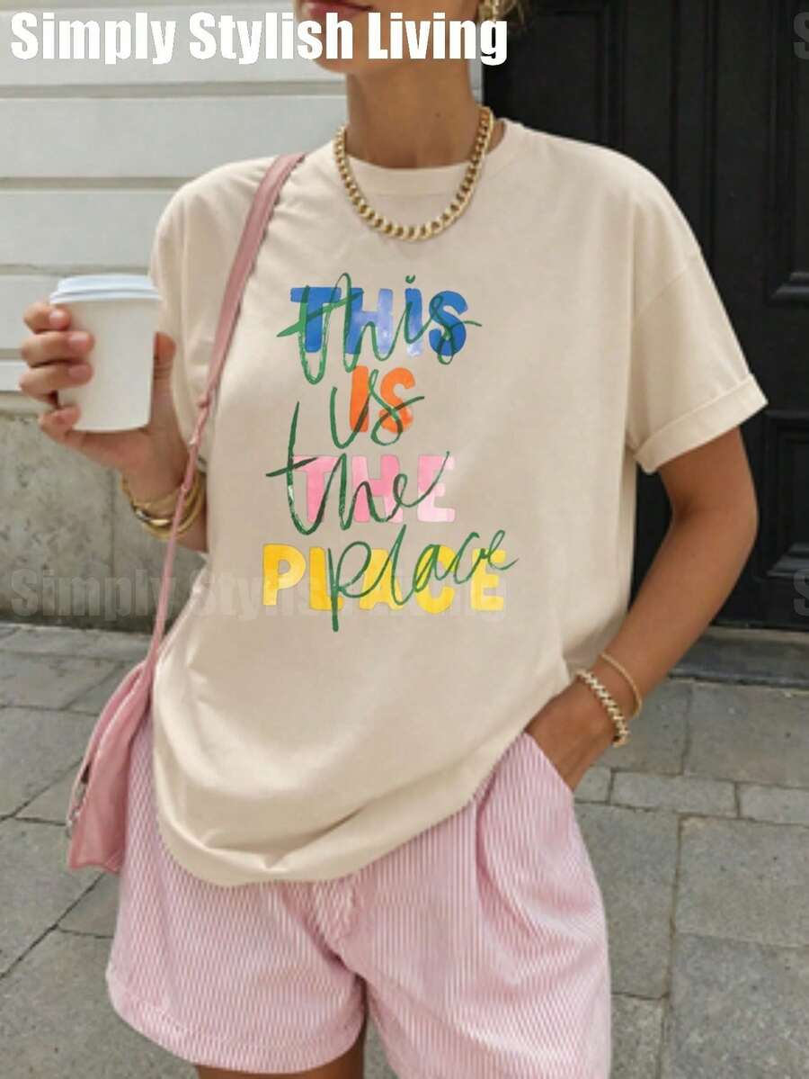 Breathable SSL - Short-Sleeved T-Shirt With A Round Neck And Print, Featuring Vibrant And Colorful Typographic Lettering. Graphic Tees Women Tops, Tops For Women, Vacation Outfits For Women, Pretty Blouses, Casual Blouses For Women, Hot , Women's Athletic T-Shirt - 杏色 - 查看 1