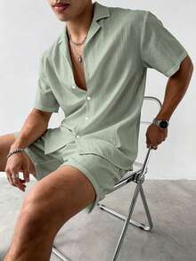Men's 2-Piece Vacation Set, Old Money Style Textured Fabric Solid Color Cuban Collar Button-Up Shirt, Elastic Waist Shorts, Loose Fit Neutral White Linen, Gift For Husband - Green - View 5