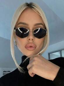 1件全框菱形鏈條女款時尚眼鏡復古百搭個性化眼鏡夏季度假海灘配件小眾復古金框女款時尚眼鏡多邊形設計高端攝影造型眼鏡 - 黑色 - 查看 3