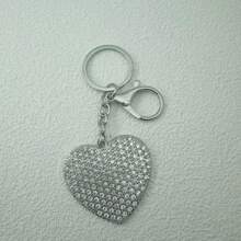 1 pieza Llavero con forma de corazón de strass plateado brillante, lindo dije para mochila, regalo de vuelta a la escuela, regalo brillante para ella - Plateado - Ver 6