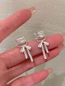 1 Pasang Anting Jepit Rambut Model Balet dengan Simpul Pita Warna Perak, Anting Tanpa Tindik, Aksesori Harian Wanita untuk Beraktivitas di Luar Rumah, Hadiah - Perak - View 2