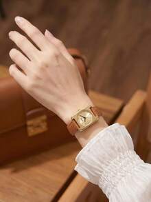 1件女款平價百搭休閒極簡石英手錶，適合日常配戴 - 卡其色 - 查看 6