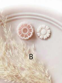 1/2pcs Multi-Layer Heart & Petal Polymer Clay Cutting Molds, Bohemian Style Handmade Multi-Layer Daisy & Heart Earrings, Perfect For Spring And Rustic Style Jewelry Making - White - View 11