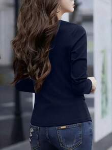 Elegant And Modern Top For Women - 酒紅色 - 查看 11