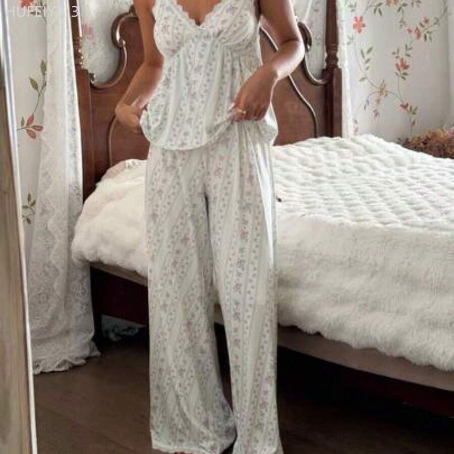 Yunuo Menswear Conjunto de pijama de pierna ancha con encaje de contraste floral romántico para mujer - Multicolor - Ver 1