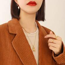 1 Collar colgante de moda para mujer, colgante casual de oso de peluche de dibujos animados lindo, diseño dorado simple, joyería versátil para el uso diario - Lindo collar con colgante de oso - Ver 5