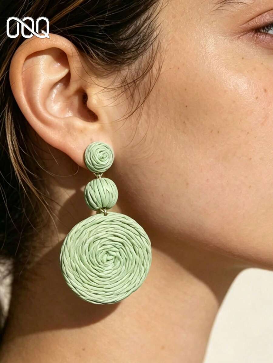 OOQ 1 Pair Handmade Raffia Geometric Double Circle Earrings, Fashion Sweet Elegant Versatile Earrings For Women, Suitable For Beach Vacation Travel Outfit Accessories (Handmade Raffia Weaving, Shape & Direction Random) - Light Green - View 1