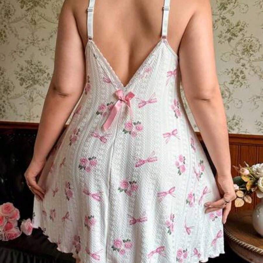 Nana's Women's Clothing Store CottageSlumber Camisón de mujer talla grande con parches de encaje, estampado floral y lazo - Blanco - Ver 1