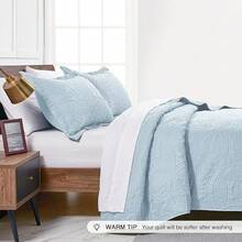 Queen Quilt Bedding Set, Lightweight Soft Bedspreads Coverlets With 2 Pillow Shams, Modern Aqua Blue Quilts Queen Full Size For All Seasons - Sky Blue - View 2