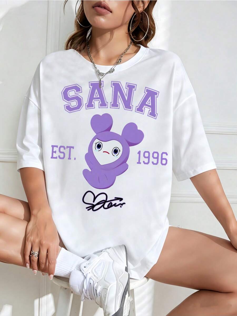 Sana Chibi T-Shirt, Twice Member T-Shirt, Twice Merchandise, Twice World Tour 2025 Sweater, Twice Member T-Shirt, T-Shirt For Fans, Twice T-Shirt, New For 2026, Twice Sana Est. T-Shirt 1996, Adorable K-Pop Mascot Graphic - 白色 - 查看 1