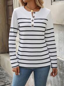 Camiseta Elegante de Mujer con Estampado a Rayas y Cierre de Medio Botón - Manga Larga, Cuello Redondo, Mezcla de Poliéster Elástico, Lavable a Máquina - Diseño Blanco y Negro para Todas las Estaciones - [Blanco] - Ver 5