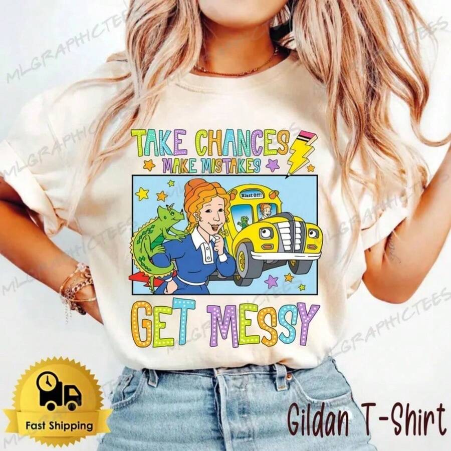 Minimalist. 100% Cotton. 1 Piece. "Take Risks, Make Mistakes, Mess Up" T-Shirt, "Miss Frizzle" T-Shirt, "Magic School Bus" T-Shirt, "Back To School For Teachers" T-Shirt, "Children's Book" T-Shirt. Spring/Summer Top. - 白色 - 查看 1
