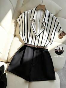 Set de 2 piezas de blusa de manga corta/murciélago y pantalones cortos a rayas para mujer, conjunto casual y versátil para oficina o verano, con cinturón - Negro - Ver 1