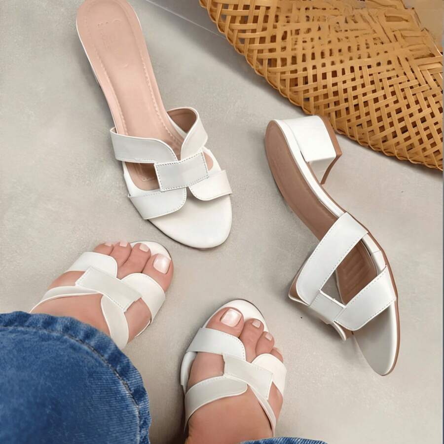 Tamanco Feminino Salto Bloco Baixo 3,5cm Confortável -  Blogueira - off white - Visão 1