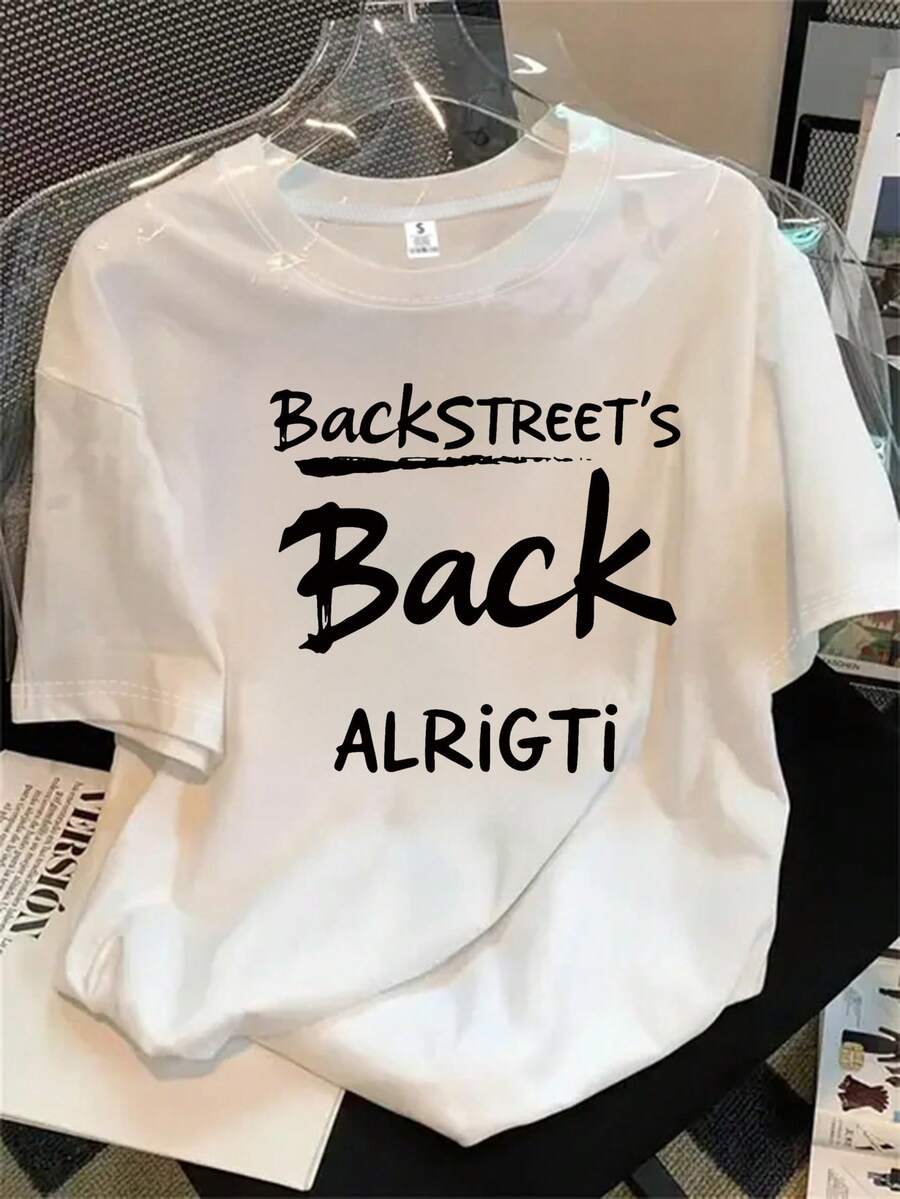 Camisa de mujer de manga corta y cuello redondo con un estampado artístico en la espalda que incluye palabras colocadas en la parte posterior, adecuada para todas las estaciones. - Blanco - Ver 1