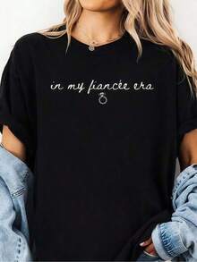 Ideal para ocasiones informales. Camiseta negra con estampado de anillo de compromiso para mujer, camisas, top blanco, camisetas gráficas para mujer, camiseta unisex casual de cuello redondo, tejido ligero de 220 g/m², lavable a máquina, para primavera/verano/otoño, Día de San Valentín, despedida de soltera, compromiso. Diseñada para satisfacer las necesidades de moda de las mujeres contemporáneas, ofreciendo una solución elegante para un atuendo diario cómodo y a la moda. - Negro - Ver 2