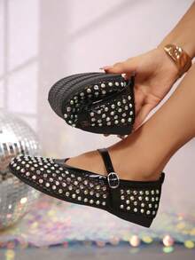 Sepatu Jala Berhiaskan Berlian Imitasi Hitam Ukuran Besar untuk Wanita, Sepatu Mary Jane Jala Bernapas Modis dengan Berlian Imitasi Warna-warni untuk Musim Panas, Sepatu Slip-On Nyaman dan Serbaguna untuk Kaki Lebar, Gaya Peri untuk Rok dan Klub Malam - Hitam - View 3