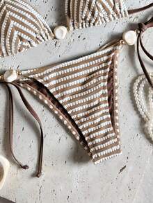 Bikinx Biquíni feminino com decote halter, tecido texturado com blocos de cores e riscas, decorado com detalhes de missangas e atado lateral, adequado para férias de verão na praia - Multicolorido - Ver 7