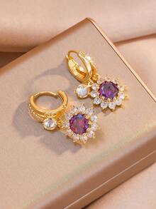 2pcs/Set Fashion Personalized Shiny Zirconia Purple Sunflower Pendant Earrings, Elegant Violet Earrings, Gold Floral Double Pendant Design, Vivid Flower Shape, Transparent Sparkling , Combining Girly Charm And Exquisite Luxury, Suitable For Earring Layering, Daily Commute, Dating, Gift Giving, Spring Outfit, Gift Choice For Girls - Sunflower - View 3
