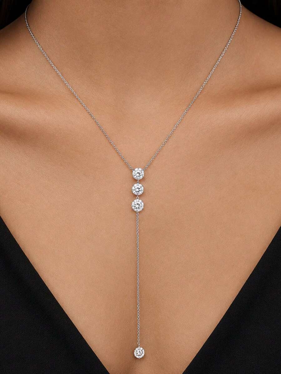 outingfit 1 buah Kalung Panjang Serbaguna Baru, Gaya INS Fashion Minimalis dengan Hiasan Berlian Imitasi pada Tulang Selangka untuk Wanita - Perak - View 1