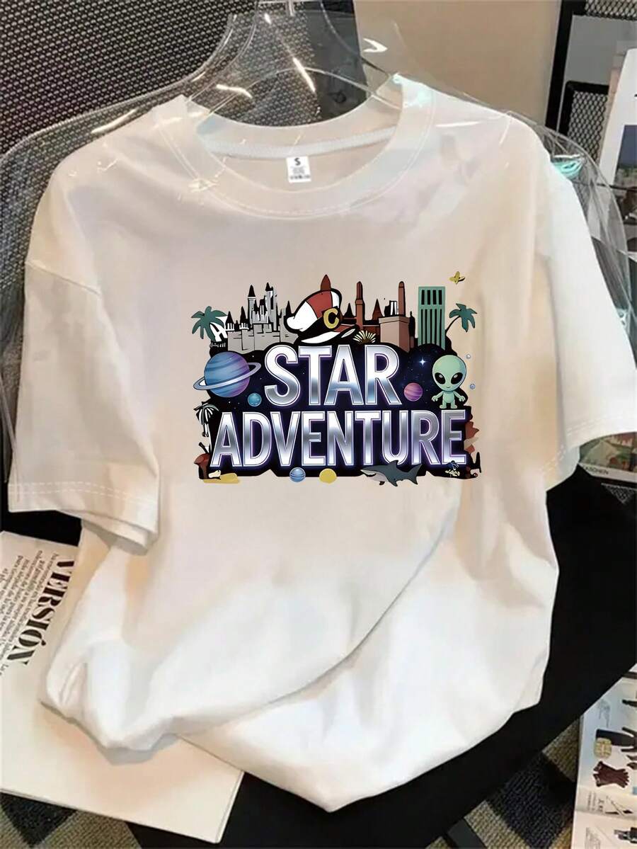 Camiseta de manga corta con cuello redondo para mujer, con estampado del logotipo de Stellar Adventure, ideal para todas las estaciones. - Blanco - Ver 1