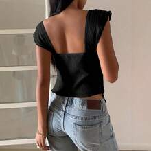Blusa ajustada de color liso con cuello en V y volantes - Albaricoque - Ver 3