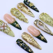 10 Pcs Handmade Press On Nails, Stiletto Shape Fake Nails With 3D Gold Sculpted & Rhinestone Accents, Green & Nude French Tip With Star & Rose Motifs, Reusable False Nail Tips For Women & Girls, Perfect For Parties, Valentine's Day & Daily Wear - 彩色 - 查看 2