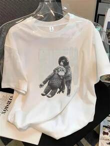 Camiseta de manga corta con cuello redondo para mujer, con estampado fotográfico de un osito de peluche, apta para todas las estaciones. - Blanco - Ver 1