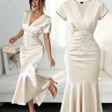 Vestido elegante y romántico de estilo francés ligero para uso diario, fiesta o citas, nuevo para primavera/verano, con decoración de perlas, dobladillo con volantes, diseño entallado de longitud media, cuello en V, unicolor, manga corta y plisado - Albaricoque - Ver 1
