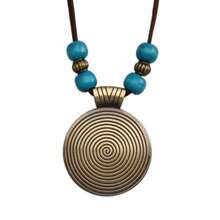 Collar clásico para mujer