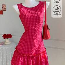Nana's Women's Clothing Store  Vestido casual y elegante con textura de crepé, volantes en el bajo y sin mangas, a cuadros, ideal para el Día de San Valentín - Rosa Pálido - Ver 4