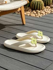 Minimalist Style Soft-Soled Sandals With Thick Soles For Height Increase Without Being Bulky. They Are Versatile For Both Home Wear And Outdoor Use, Giving Your Feet A Cloud-Like Wrapping Feeling. - White - View 3