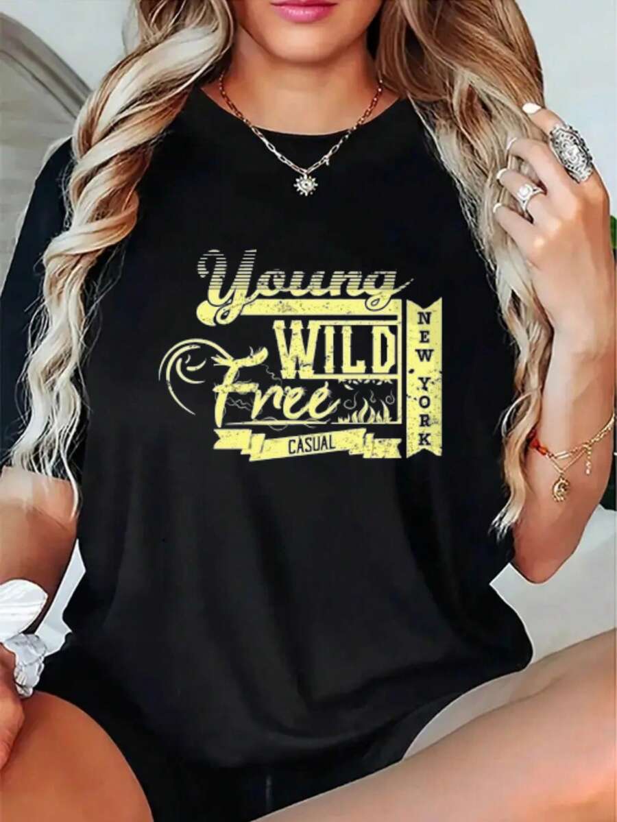 Ideal For Casual Occasions. Women's Casual Raglan Sleeve T-Shirt - Wild And Free New York Print, Loose Fit, Short Sleeves, Crew Neck, Black Top, Comfortable For All Seasons, New York Street Style. Designed To Meet The Fashion Needs Of The Contemporary Woman, Offering A Stylish Solution For Comfortable And Fashionable Everyday Wear. - 黑色 - 查看 1