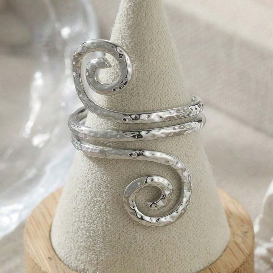Vintage Punk Asymmetrical Hollow Round Silver Ring, Minimalist Handmade For Women, Simple Round Line Ring, Party Jewelry Gift - Silver - View 1