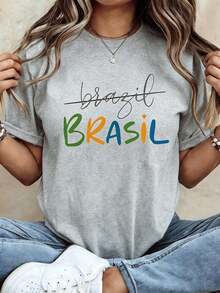 White Brasil Colorful Letter Print T-Shirt, Women Crew Neck Short Sleeve Casual Tee, Brazil National Flag Color Graphic Summer Vacation Loose Fit Top - 淺灰色 - 查看 4