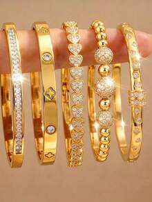 This 5-Piece Light Luxury And Elegant Bracelet Can Be Stacked And Worn. With A Minimalist Sculpted Design, It Is Suitable For Daily Use And Dates - Gold - View 6