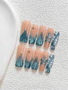 10片夏季風格手工穿戴甲 Polygel 凝膠美甲套組，手繪花卉與水波紋設計，藍白配色，休閒風，附美甲工具，3種尺寸可選，杏仁形、鴨嘴形、棺材形，適合派對、舞蹈、日常配戴 - 彩色 - 查看 17