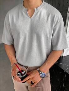 1pc Men's T-Shirt, Light Gray Textured Small V-Neck Henley Collar Short Sleeve T-Shirt, Knit Fabric Skin-Friendly Comfortable, No Pilling No Sweat, Minimalist Casual Business Casual Style Men's Top, Suitable For Daily Commute, Leisure Wear - Light Grey - View 4