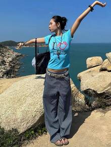 美式街頭風女款夏季心形印花短袖修身性感短版上衣，標準肩寬，Y2K風格 - 藍色 - 查看 2