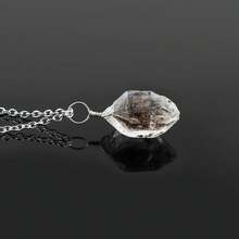Euuztu Natural Black Herkimer Pendant Necklace, Facet, Chakra Healing Stone, Giving Women Jewelry, Dainty Necklace, Silver Chain 18 Inch - 黑赫基默 - 查看 3
