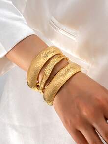 3pcs/1pc Fashion Minimalist Gold Hammered Geometric Wave Asymmetrical Shape Bangle Set, Suitable For Women, Exquisite Texture Polished Heavy Metal And Zinc Alloy Material Bangle Set - Yellow Gold - View 1