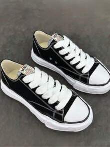 MMY Designer Collaboration Sneakers, Classic Black & White Dissolving Sole Low-Top Shoes, Aesthetic Non-Slip Durable Unisex Campus Couple Essential, Spring 2026 - Black - View 5