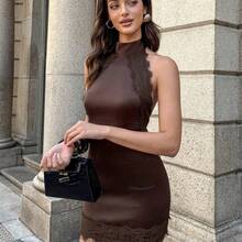 YijiaNvz  Vestido mini ajustado de encaje y parches, elegante, minimalista, delicado y romántico, sexy para San Valentín, citas, fiestas y uso diario, color marrón - Beis - Ver 6