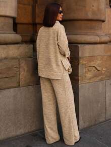 Women's Set Including A Turtleneck Long-Sleeved Blouse With High-Waisted Wide-Leg Trousers In Premium Ribbed Knit - Suitable For Cold Winters, Elegant Tailoring, Comfortable Turtleneck, Wide Leg, Casual Everyday Wear, Warm Beige. - 米色 - 查看 2