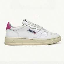 AU - Classic Grey And White Lace-Up Shoes Adorned With A Colorful Patchwork Design. Comfortable Skate Shoes, Designed For Couples, With A Contrasting Design In Bold Colors. - 玫紅尾 - 查看 4