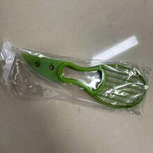 二合一酪梨切片器與去核器，耐用聚丙烯材質搭配鋸齒刀片，適合居家與餐廳使用，綠色手柄附多孔握把方便操作，酪梨工具廚房小幫手，現代廚具 - 彩色 - 查看 9